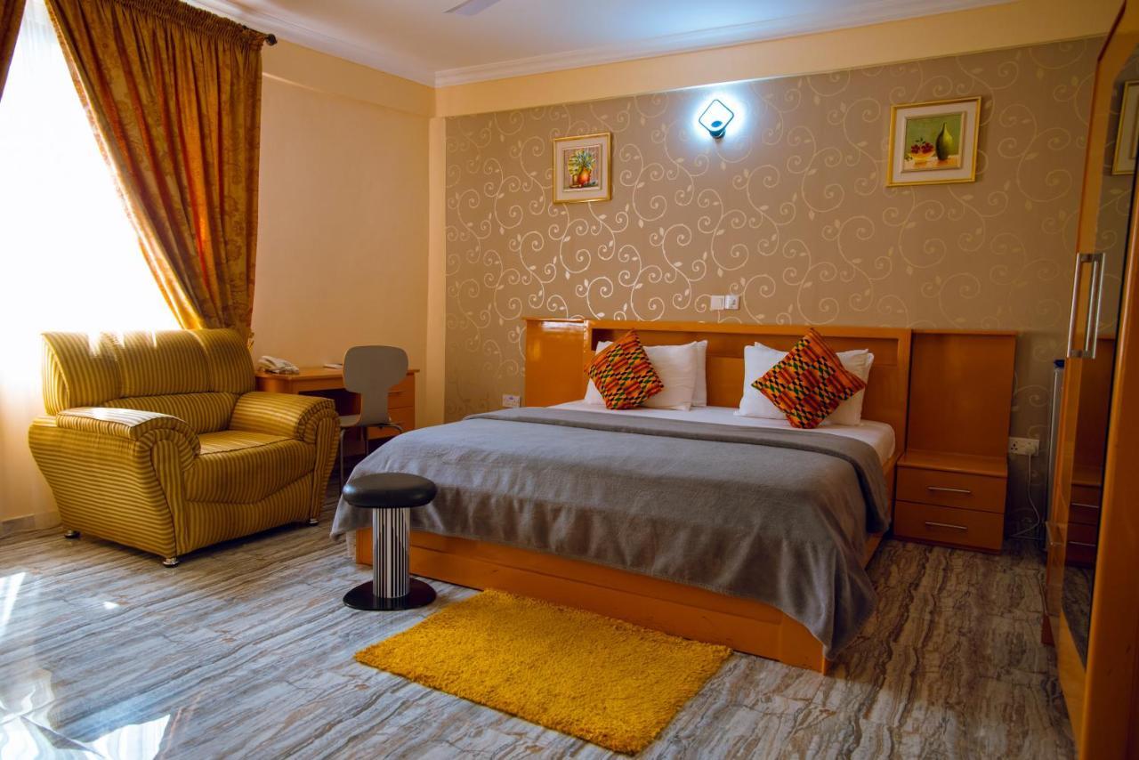 Exotic Palace Hotel Tema Dış mekan fotoğraf