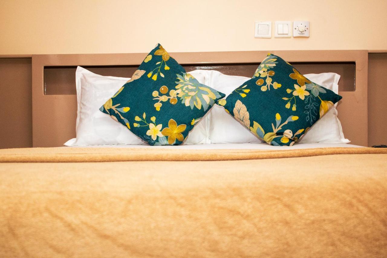 Exotic Palace Hotel Tema Dış mekan fotoğraf