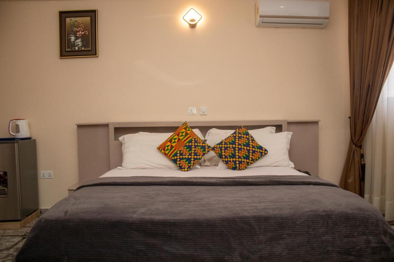 Exotic Palace Hotel Tema Dış mekan fotoğraf
