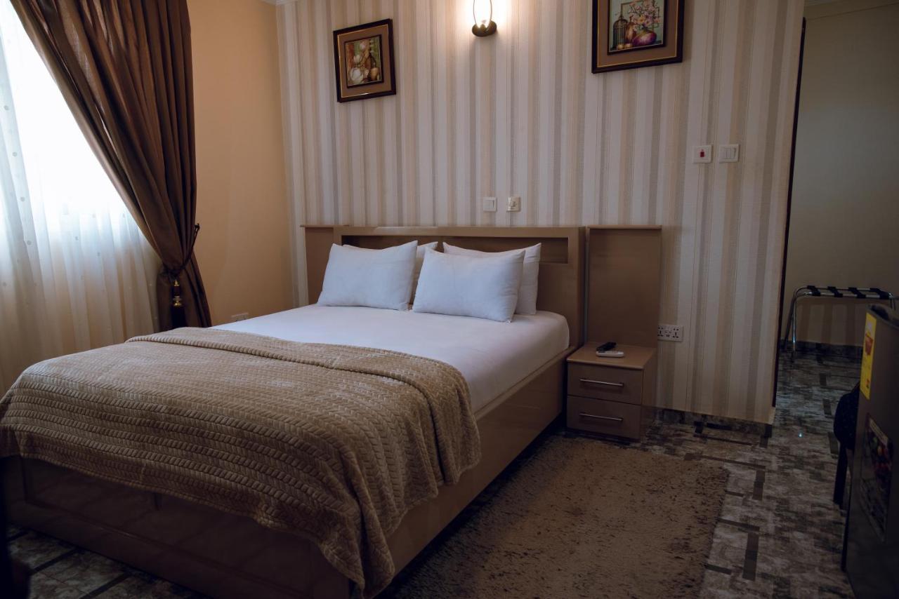 Exotic Palace Hotel Tema Dış mekan fotoğraf