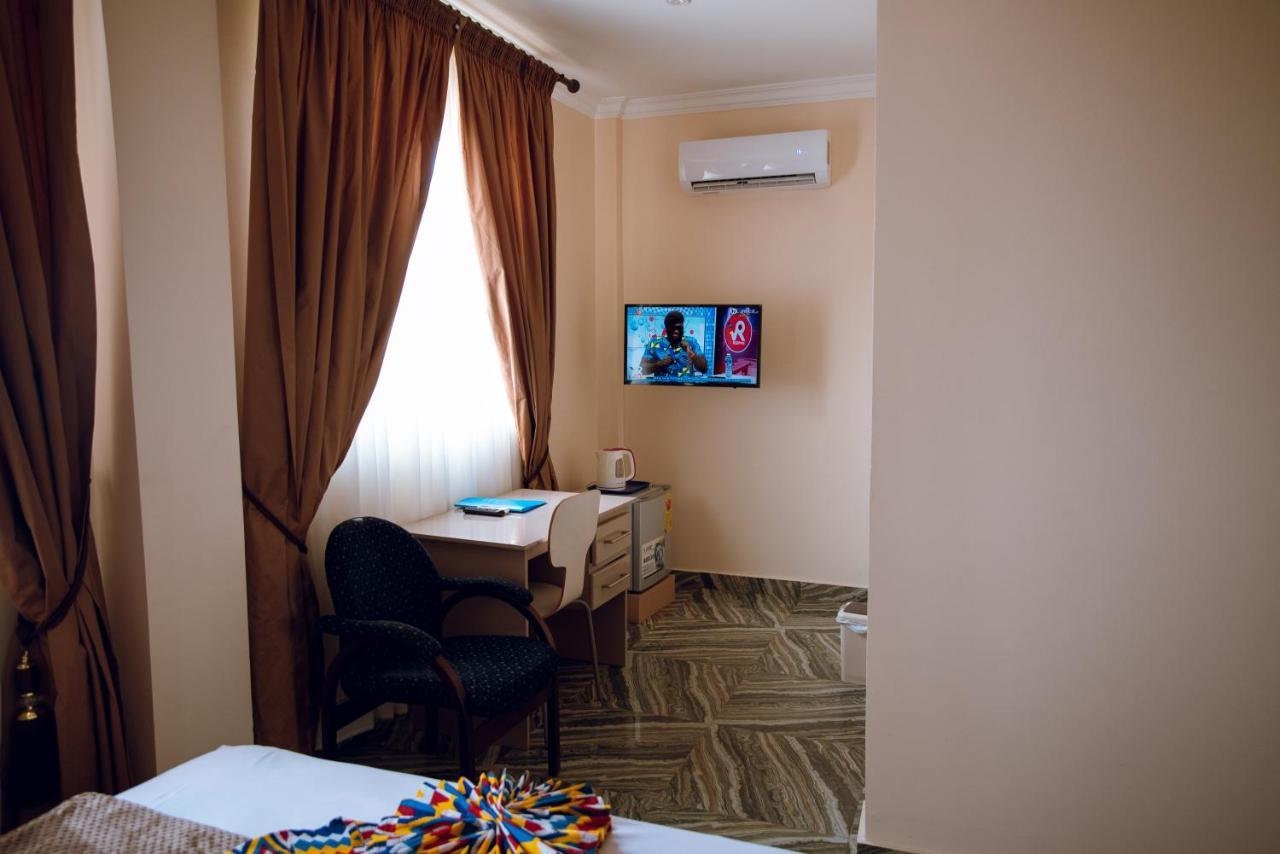 Exotic Palace Hotel Tema Dış mekan fotoğraf